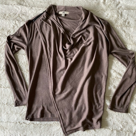 Front cross top - Picture 5 of 5